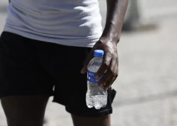 Veja dicas para se proteger da onda de calor extremo