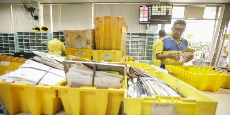 Tesouro reprova empréstimo de R$ 20 bilhões aos Correios