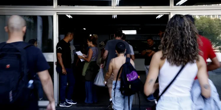 Candidatos do CNU realizam prova discursiva hoje, 7