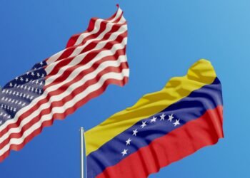 EUA apreendem dois navios que transportariam petróleo da Venezuela