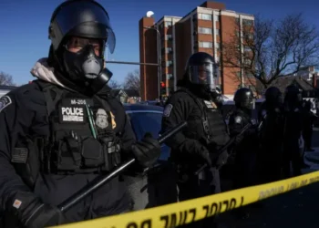 Homem morre durante protesto com agentes do ICE em Minneapolis, nos EUA