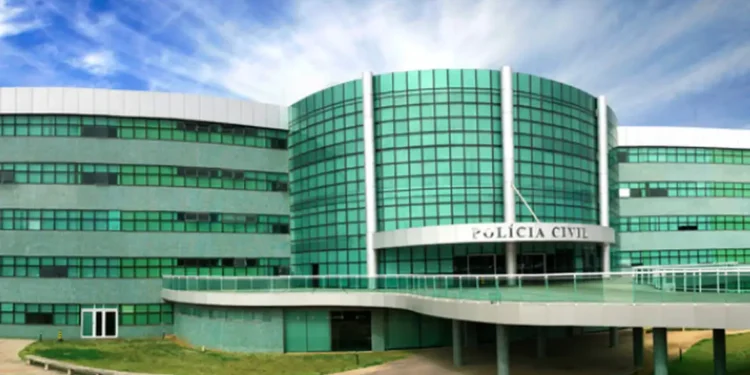 Polícia prende técnicos de enfermagem suspeitos de matar pacientes