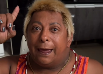 Patixa Teló fala sobre recusar foto, pede desculpas e declara amor aos fãs