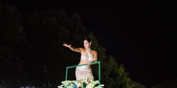 Isabelle Nogueira durante ensaio técnico da Presidente Vargas (Foto: Reprodução/Instagram - @estudiodomano/@grcespresidentevargas)