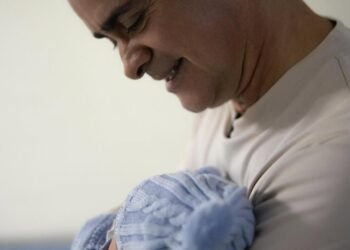 Prefeito de Manaus anuncia nascimento do filho David Benedito