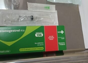 Implante no braço previne gravidez por até três anos e já está disponível na rede pública de saúde em Manaus