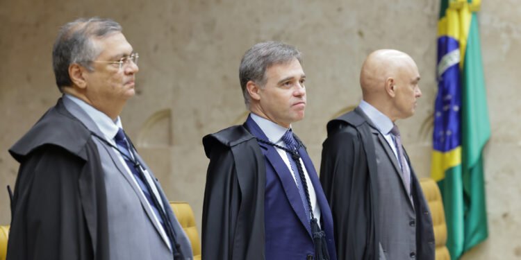 Crise de confiança: Pesquisa aponta que 60% dos brasileiros não aprovam o trabalho do STF 