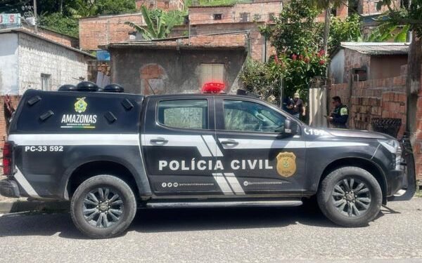 Idoso é encontrado morto em sua residência