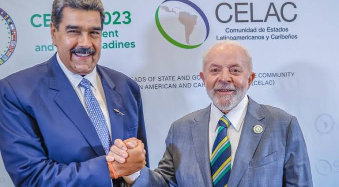 Lula condena ação de Trump na Venezuela e prisão de Nicolás Maduro