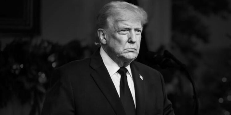 Perfil do governo dos EUA em português faz post ameaçando imigrantes