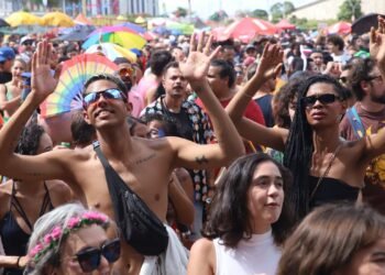 Especialistas alertam sobre cuidados para um carnaval seguro