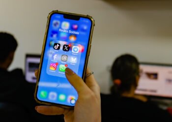 Governo derruba alta de imposto para smartphones e eletrônicos