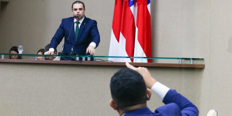 Eleições Governo: Cidade diz que ‘eleitor não vai errar de novo’ e irmão do prefeito rebate: ‘o povo te deixou em 4°’