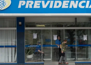 INSS retoma atendimento presencial em agências do país