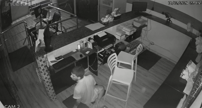 Suspeito invade academia na zona Norte de Manaus e tenta aplicar golpes usando nome do estabelecimento