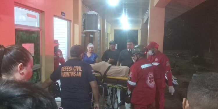 Corpos dos adolescentes que morreram soterrados após o temporal