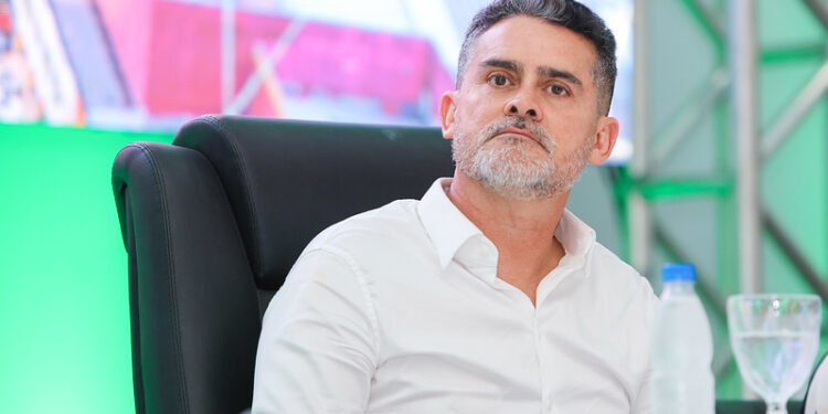 David Almeida barbado