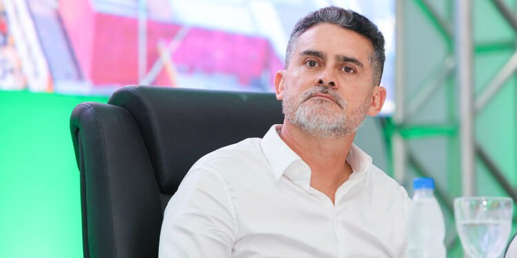 David Almeida barbado