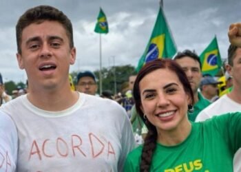 Nikolas Ferreira e Débora Menezes