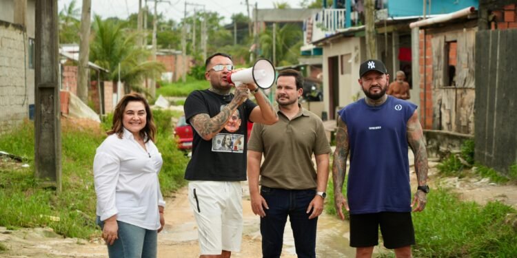 Salazar entra na pré-campanha da Professora Maria do Carmo : ‘Daquele jeitão!’