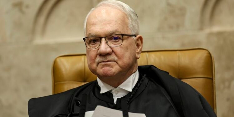 Fachin cancela reunião para discutir Código de Ética do STF