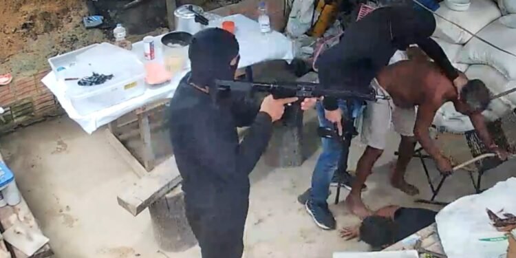 Crime foi registrado por câmeras de vigilância no Tarumã