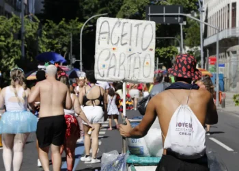 Ambulantes que se formalizaram como MEI crescem 45% em 2 anos