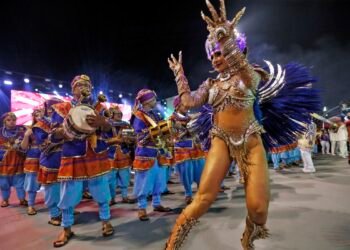 SP: desfiles tem religiosidade e homenagens a povos originários