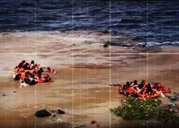 Novo vídeo mostra momento em que lancha naufraga próximo ao Encontro das Águas