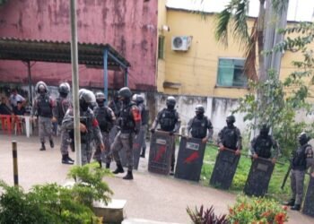 Policiais militares são considerados foragidos