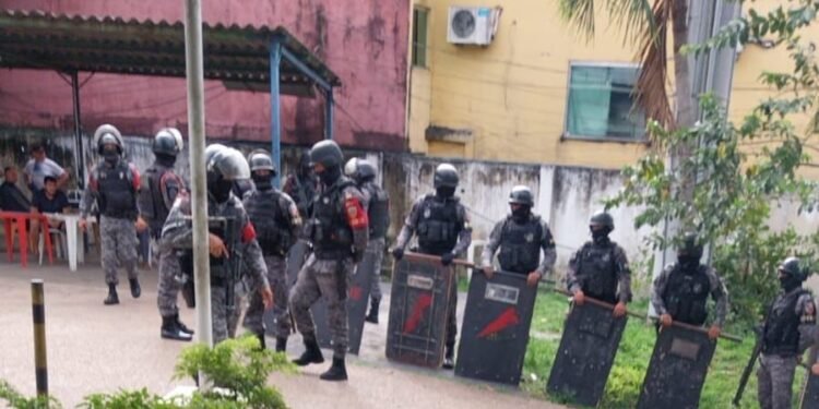 Policiais militares são considerados foragidos