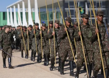 Formação militar: fixadas vagas para negros, indígenas e quilombolas