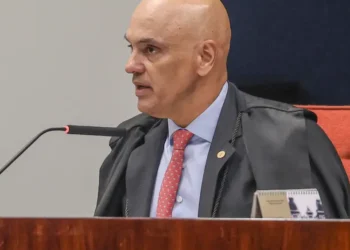Moraes nega conversas com Vorcaro no dia em que banqueiro foi preso