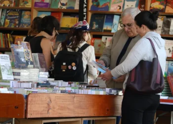 Número de consumidores de livros aumenta e chega a 18% da população