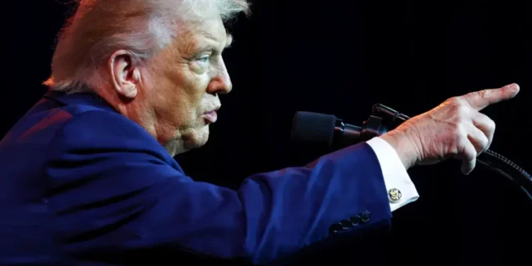 Trump diz que ‘Cuba é a próxima’ em discurso