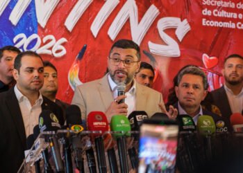 Projeto de ampliação do Bumbódromo deve passar por consulta pública antes de licitação, diz governador