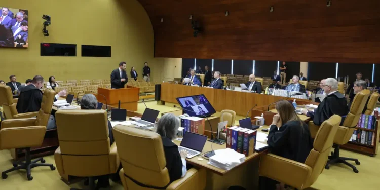 STF forma maioria contra prorrogação da CPMI do INSS