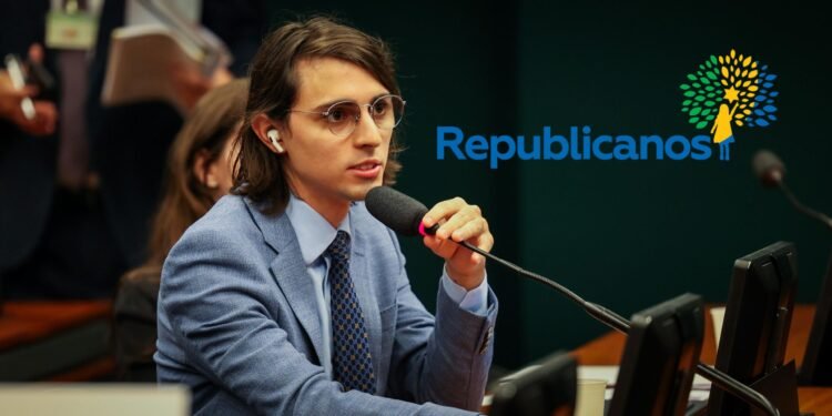 Amom Mandel oficializa filiação ao Republicanos sob liderança de Silas Câmara