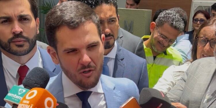 Em primeiro pronunciamento, Renato Júnior promete Hospital Municipal, Aquário e Cidade do Autista até o fim do ano