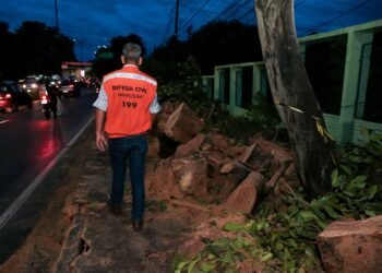 Justiça determina implementação de políticas de monitoramento e prevenção de desastres em Manaus