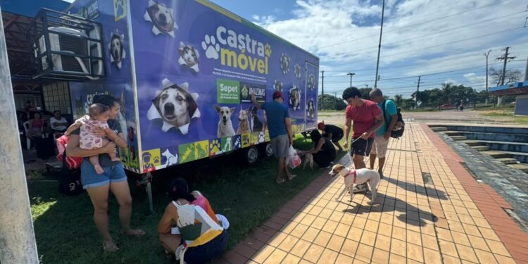 Castramóvel de Presidente Figueiredo abre agendamento para castração de cães e gatos nesta quinta-feira, 5