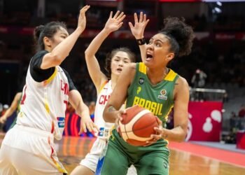 Brasil perde para China e está fora do Mundial de basquete feminino