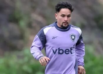 Botafogo é condenado pela Fifa e pode sofrer transfer ban por dívida com Zenit