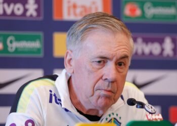 Ancelotti confirma Danilo para a Copa e mantém esquema tático contra Croácia