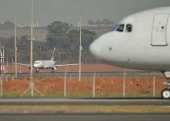 Após ameaça de bomba, voo da Latam de Brasília a São Paulo é adiado