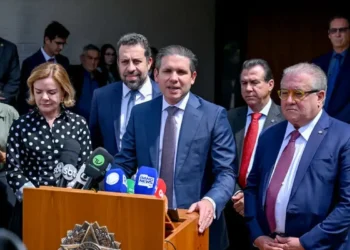 Regulamentação de trabalho por aplicativo deve ser votada em abril