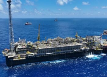 Conflito no Oriente pode elevar exportações de combustível do Brasil