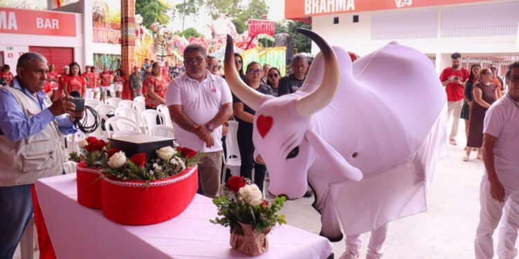 garantido-homenagem-tadeu