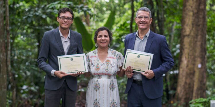 Profissionais da Rede Rios de Comunicação recebem homenagem nos 31 anos do Bosque da Ciência