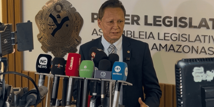 Adjuto Afonso Aleam (1)